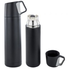 Termo con doble pared de acero inoxidable y tapa que funciona como taza.