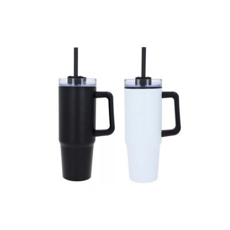 Termo de doble pared con exterior de acero inoxidable acabado rugoso e interior de plástico, tapa enroscable, popote y asa. Cap