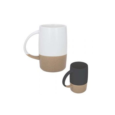 Taza de céramica bicolor, con parte inferior texturizada.