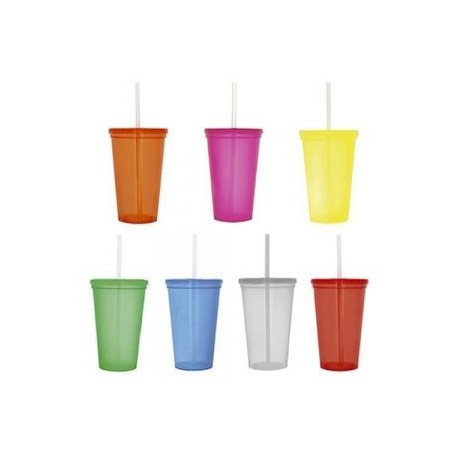 Vaso de plástico con tapa y popote.
