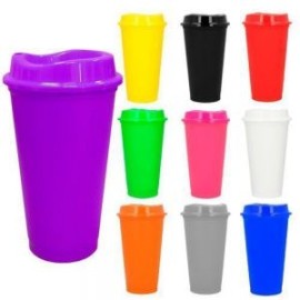 Vaso plástico de una pared con tapa a presión.