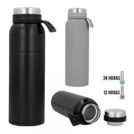 Termo con doble pared de acero inoxidable, tapa metálica enroscable, base y asa de silicón.