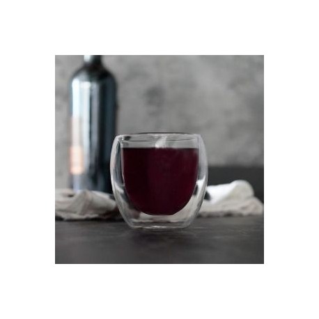 Vaso de vidrio con doble pared.